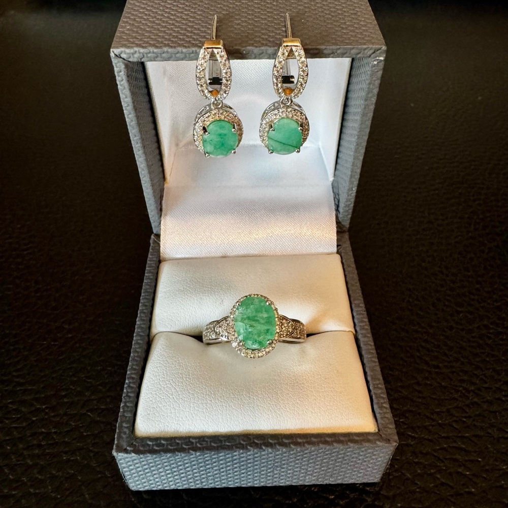 Zambian Emerald w/White Zircon Rhodium over Sterling. Sz 7 Ring.